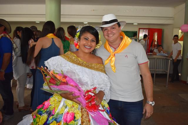 Candidata de Secretaria de Gobierno Marili Medina y Carlos Alfredo Mosquera Cortes, Secretario de gobierno.